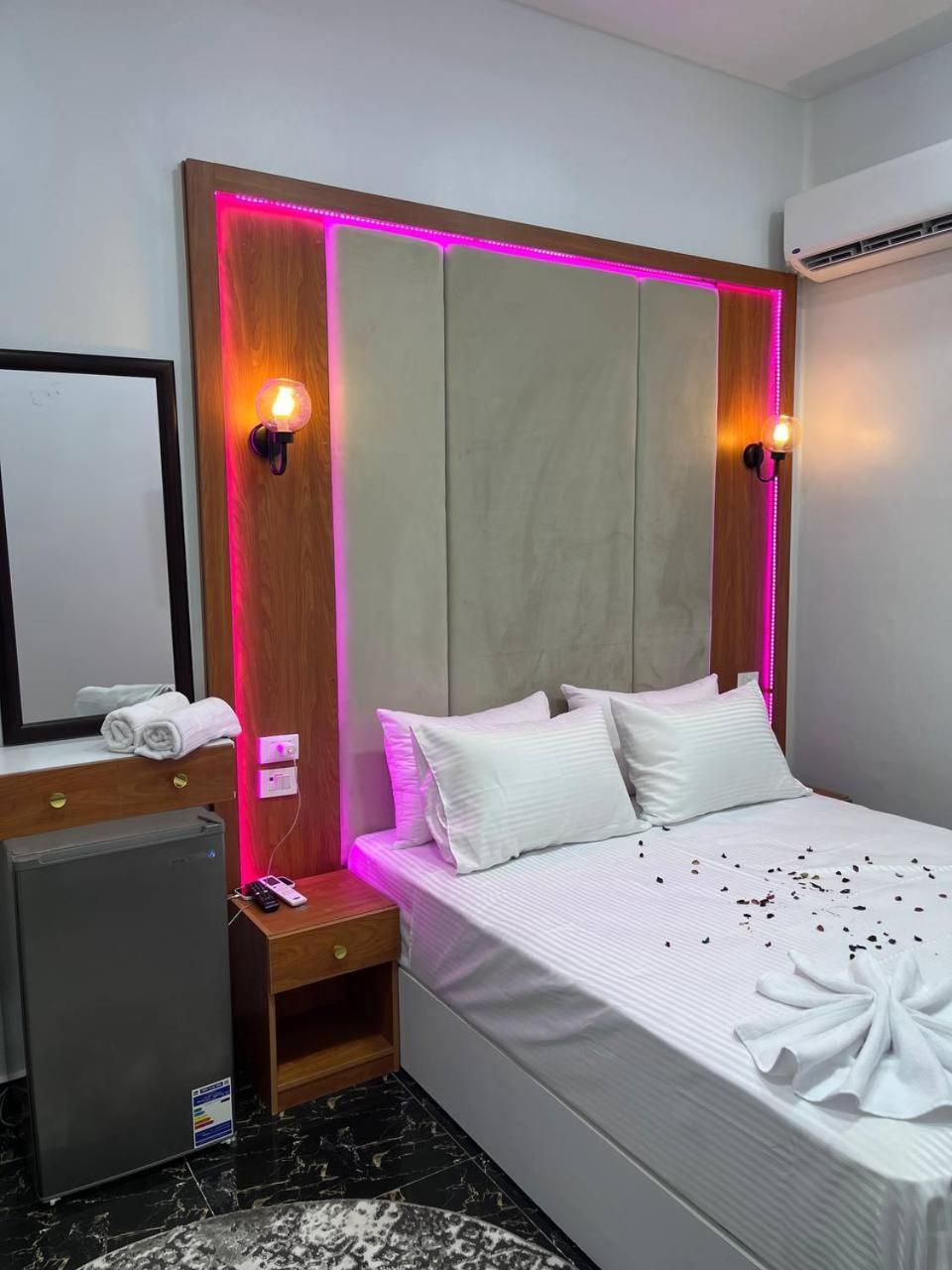 Future Hostel Il Il Cairo Esterno foto
